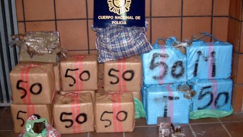 Desarticulada una red de 'narcos'