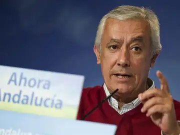 Javier Arenas en un mitin del PP de Andalucía Javier Arenas en un mitin del PP de Andalucía