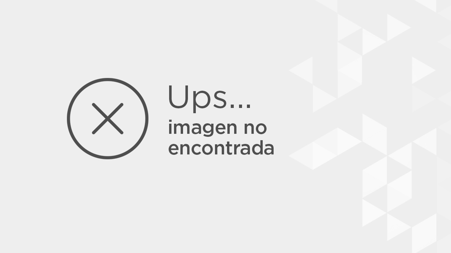 La pareja de lo más enamorada