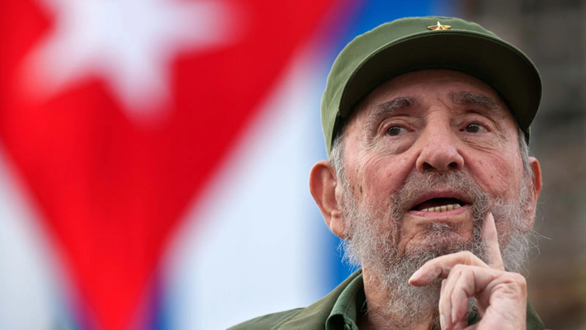 Fidel Castro en el 50 aniversario de la creación de la CDR Fidel Castro en el 50 aniversario de la creación de la CDR