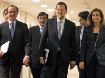 Rajoy a su llegada a su llegada a la reunión del grupo parlamentario