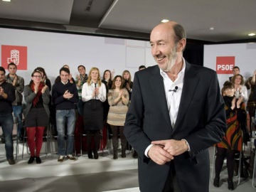 Rubalcaba en un mítin en Almería