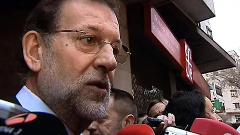 Mariano Rajoy visita la Capilla Ardiente de Fraga Mariano Rajoy visita la Capilla Ardiente de Fraga
