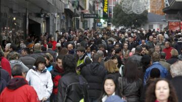 Calles llenas de gente en el centro de Madrid