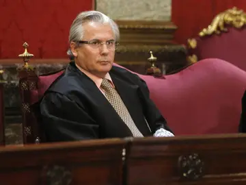 Baltasar Garzón, en el juicio por las escuchas a los cabecillas de 'Gürtel' Baltasar Garzón, en el juicio por las escuchas a los cabecillas de 'Gürtel'