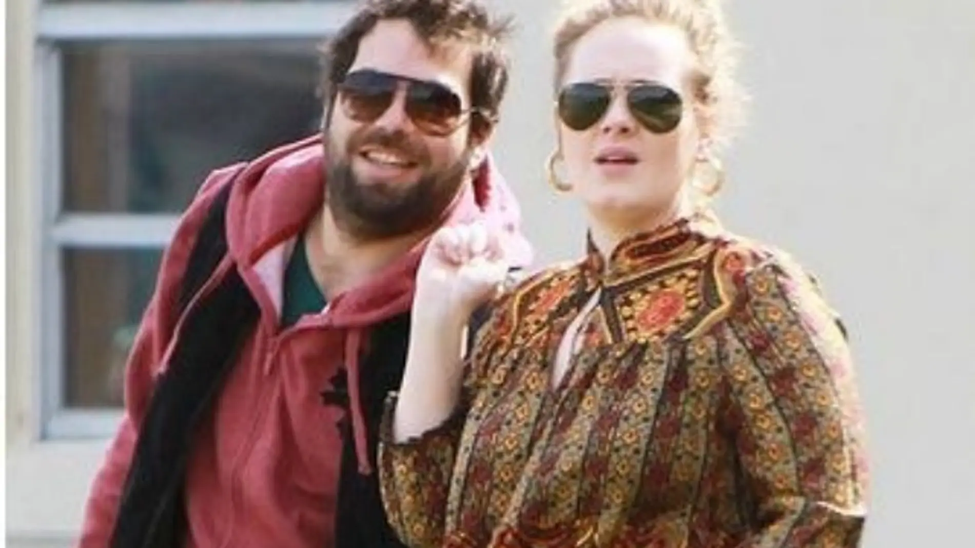 Adele y Simon Konecki