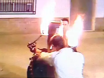 Muere un hombre durante unas fiestas del 'Toro embolao' en Castellón Muere un hombre durante unas fiestas del 'Toro embolao' en Castellón