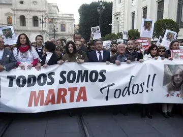 Manifestación en Sevilla en el tercer aniversario de la muerte de Marta del Castillo Manifestación en Sevilla en el tercer aniversario de la muerte de Marta del Castillo