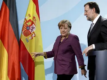 Rajoy, junto a Merkel Rajoy, junto a Merkel