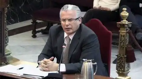 Garzón en el juicio por investigar los crímenes del franquismo Garzón en el juicio por investigar los crímenes del franquismo