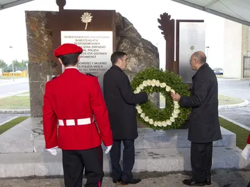 Patxi López junto al consejero de Interior del Gobierno Vasco Rodolfo Ares Patxi López junto al consejero de Interior del Gobierno Vasco Rodolfo Ares