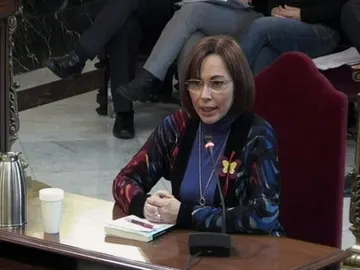 Josefina Musulén, de la Asociación Amparo Poch, durante su testimonio en el Tribunal Supremo Josefina Musulén, de la Asociación Amparo Poch, durante su testimonio en el Tribunal Supremo