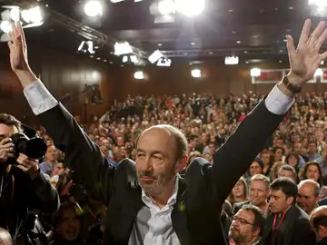 Rubalcaba tras su victoria Rubalcaba tras su victoria