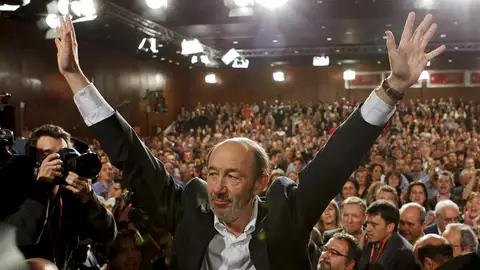 Rubalcaba tras su victoria Rubalcaba tras su victoria