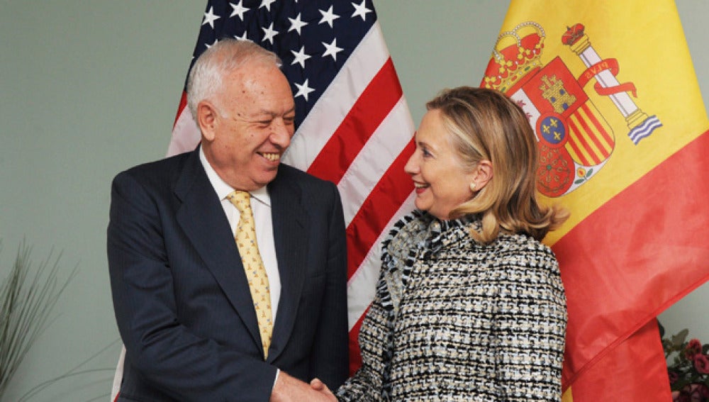García-Margallo, junto a Hillary Clinton