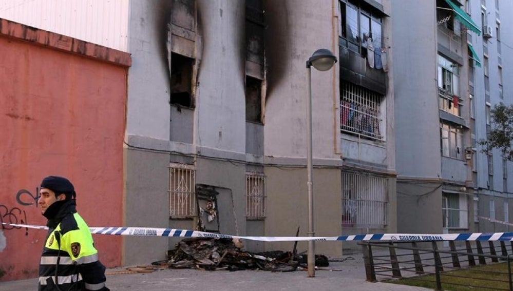 Muere una niña en un incendio de Cornellá