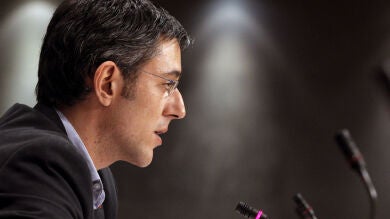 Madina y Sánchez se muestran satisfechos por la consulta a la militancia del PSOE