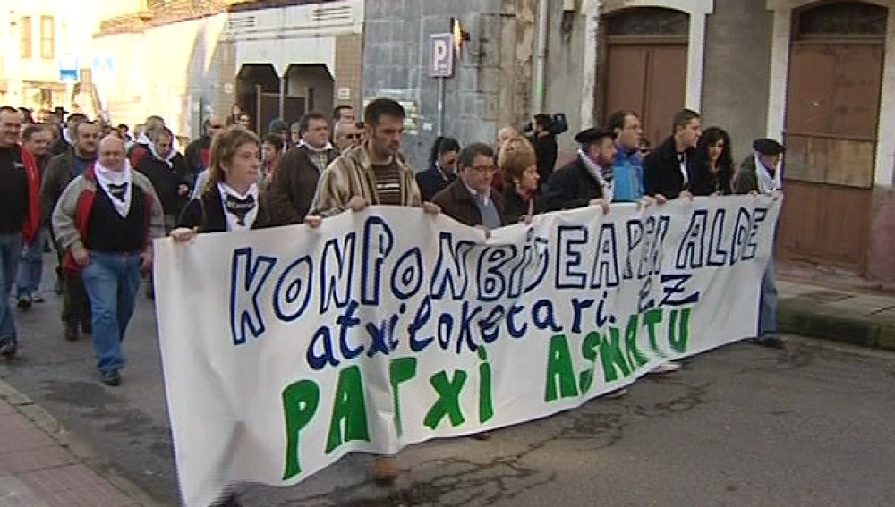 Manifestación en Ortuella a favor de la liberación del etarra 'Patxi'