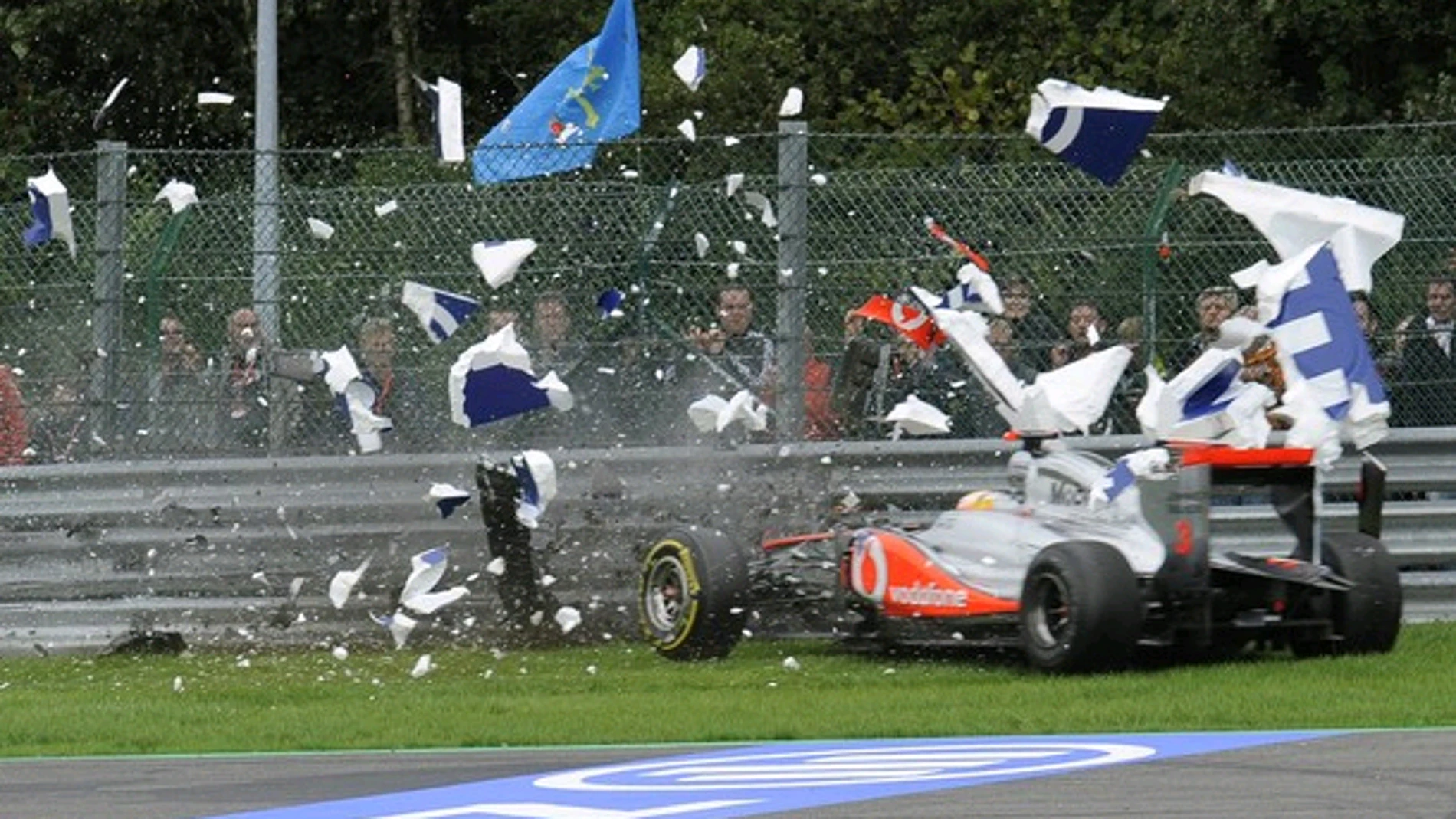 Accidente de Hamilton en el GP de Bélgica de 2011