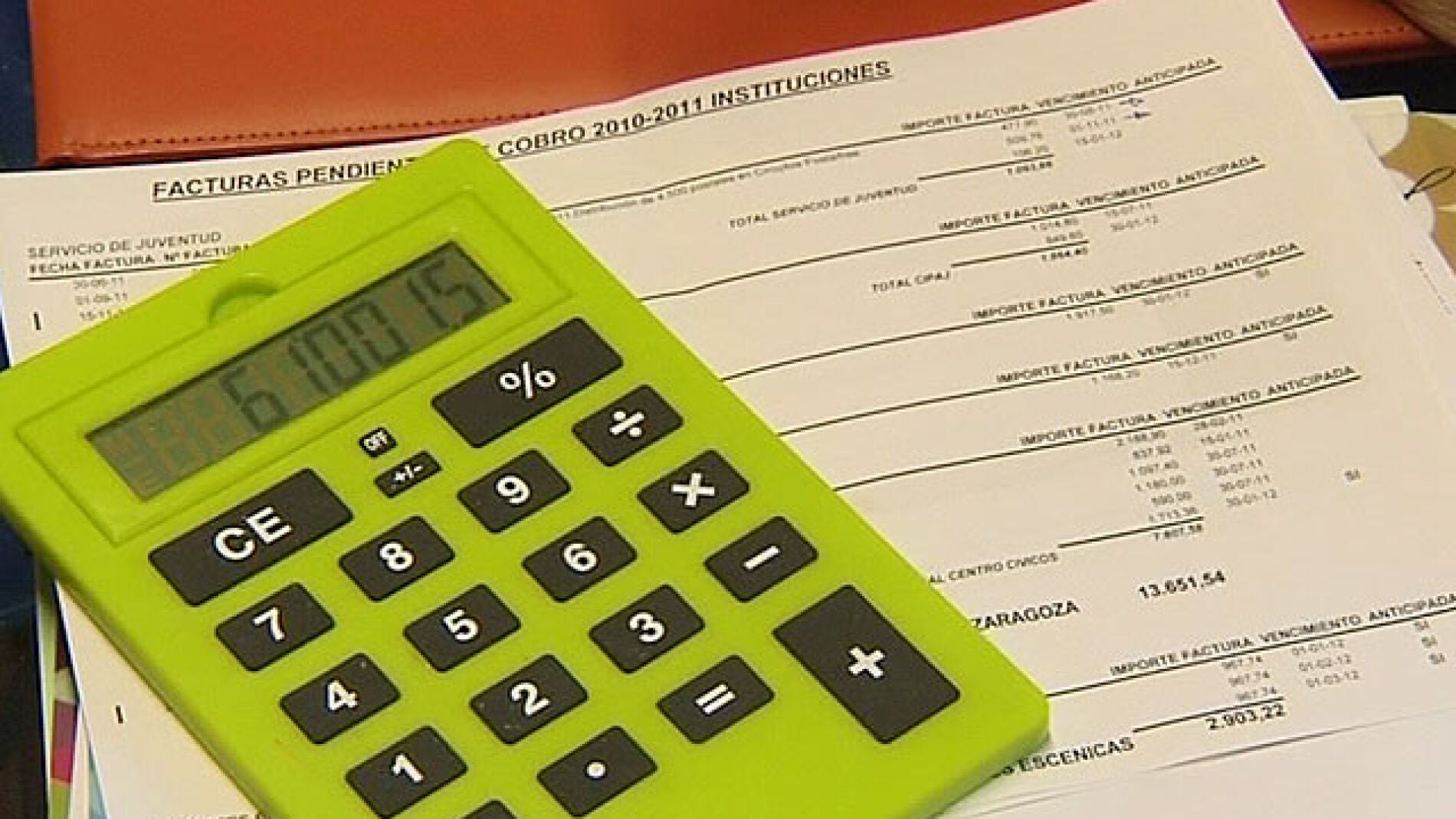 Calculadora y deudas