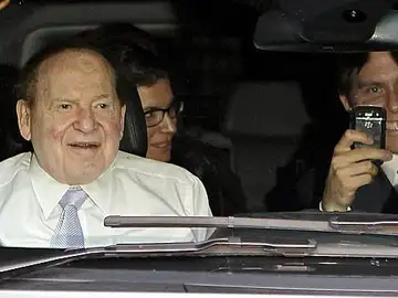 El magnate de los casinos Sheldon Adelson en Barcelona El magnate de los casinos Sheldon Adelson en Barcelona