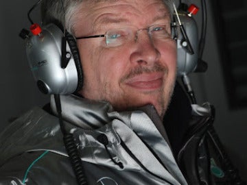 Ross Brawn, en el pit lane