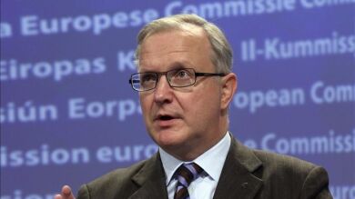 Rehn no descarta dar más tiempo a España para recortar el déficit
