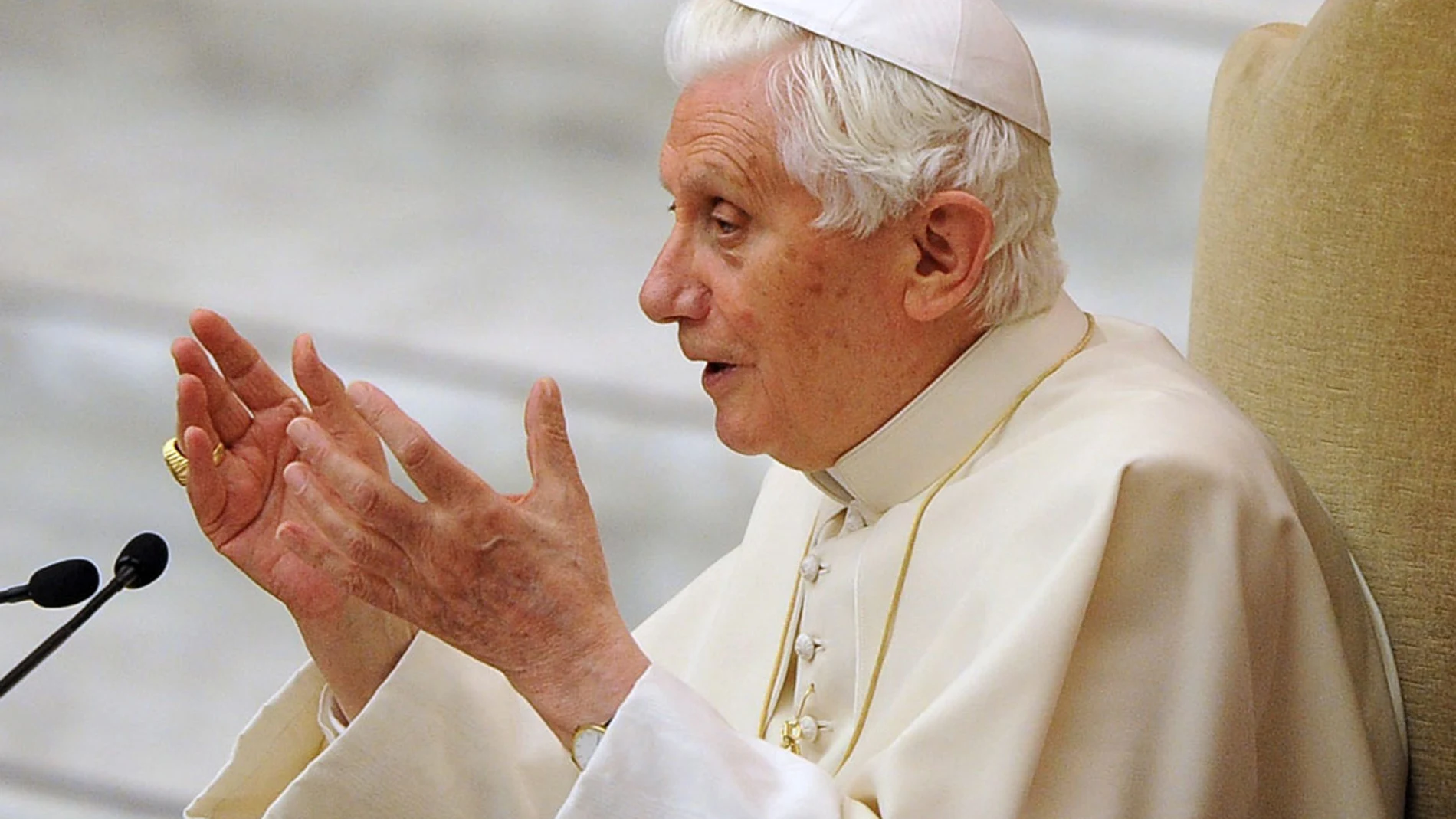 El papa Benedicto XVI durante una audiencia en el Vaticano El papa Benedicto XVI durante una audiencia en el Vaticano