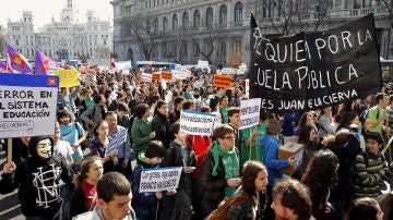 Los estudiantes protestan en Madrid