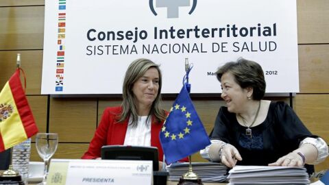  La ministra de Sanidad, Servicios Sociales e Igualdad, Ana Mato
