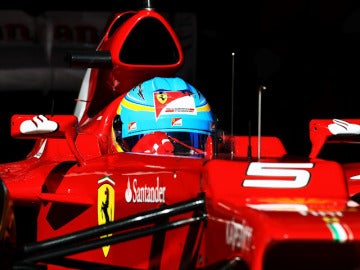 Alonso, a los mandos de F2012
