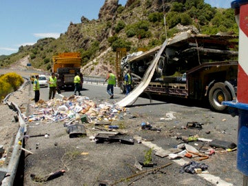 Accidente de autobús con 17 heridos en Granada