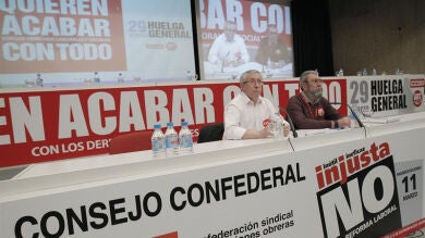 Rajoy defiende la reforma laboral para que no haya 
