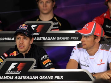 Vettel y Button en rueda de prensa