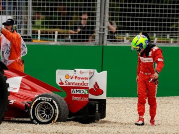 Felipe Massa abandona el F2012
