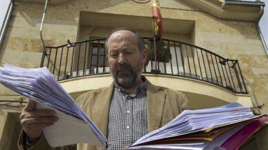 Peleas de Abajo, 274 habitantes y 4,6 millones de deuda