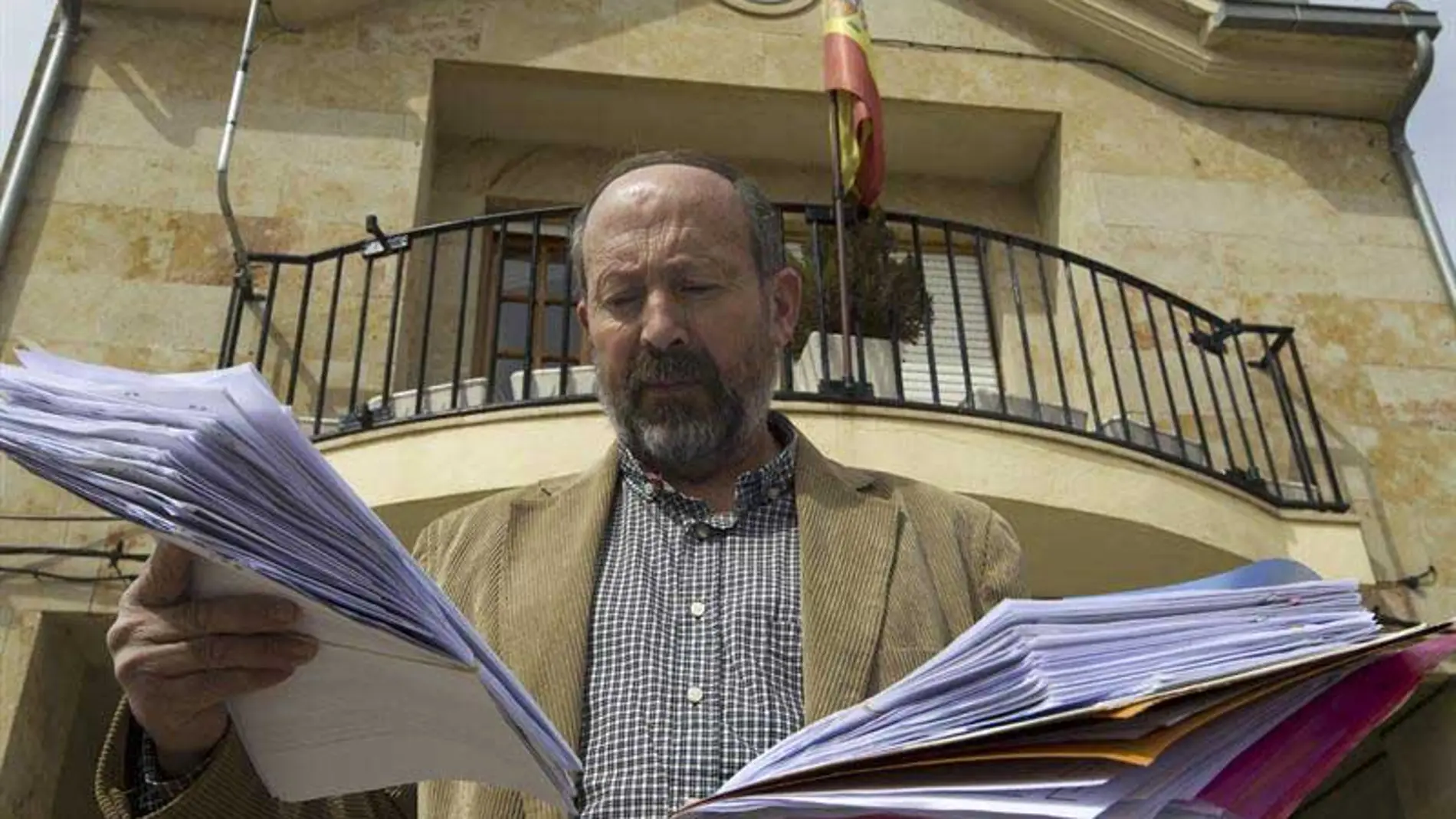 Félix Roncero, alcalde de Peleas de Abajo Félix Roncero, alcalde de Peleas de Abajo