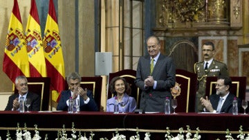 El rey Don Juan Carlos preside los actos del bicentenario de la Constitución de Cádiz