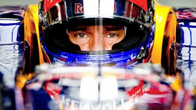 Mark Webber cumple 100 carreras en Red Bull con la renovación en el bolsillo