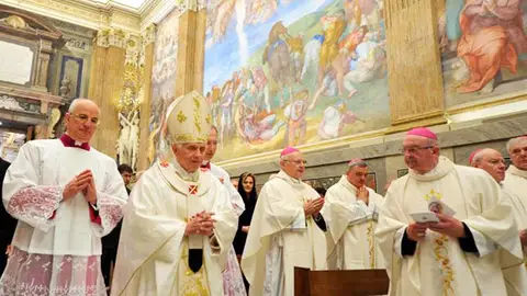 Benedicto XVI celebra su 85 cumpleaños entre rumores de empeoramiento de su salud Benedicto XVI celebra su 85 cumpleaños entre rumores de empeoramiento de su salud