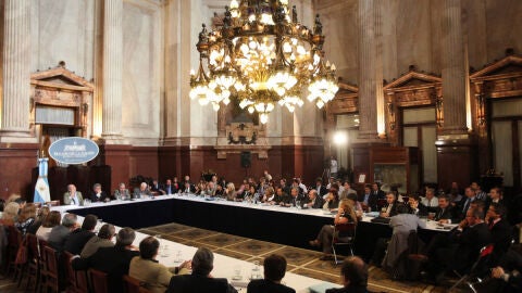 Senadores argentinos participan del plenario de comisiones
