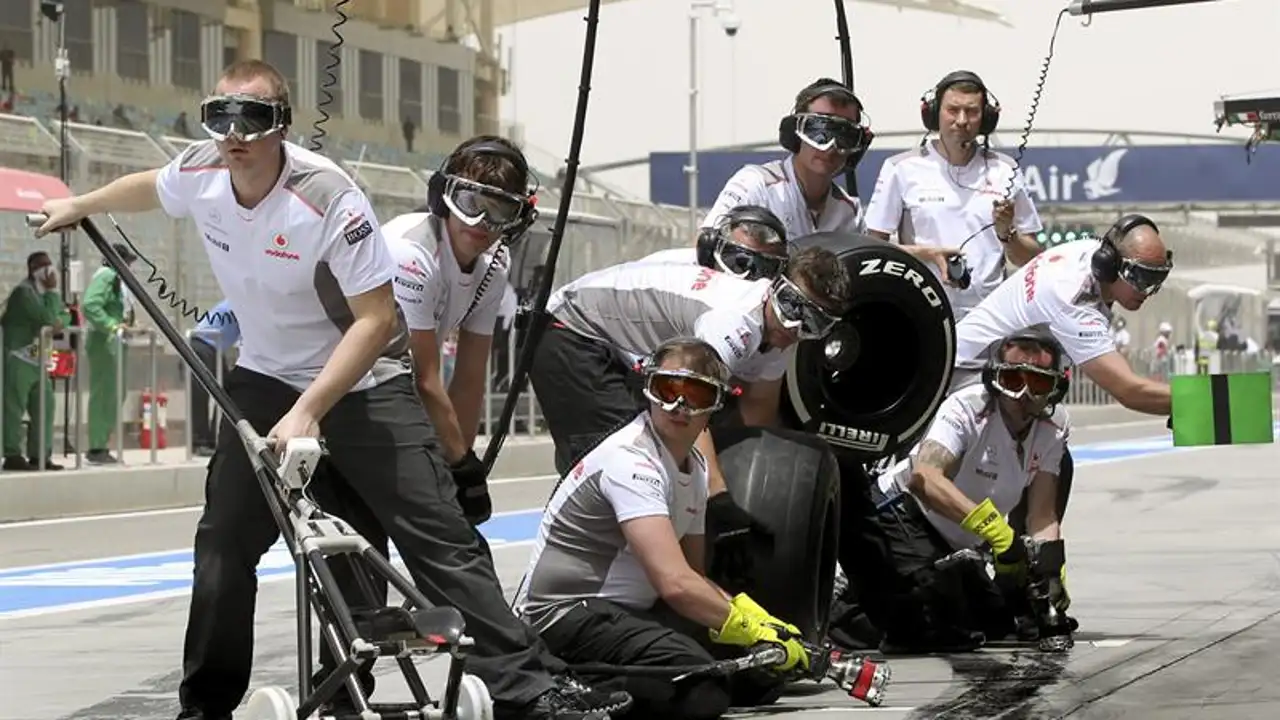 McLaren dinamita el récord de un pit stop: 2.31s
