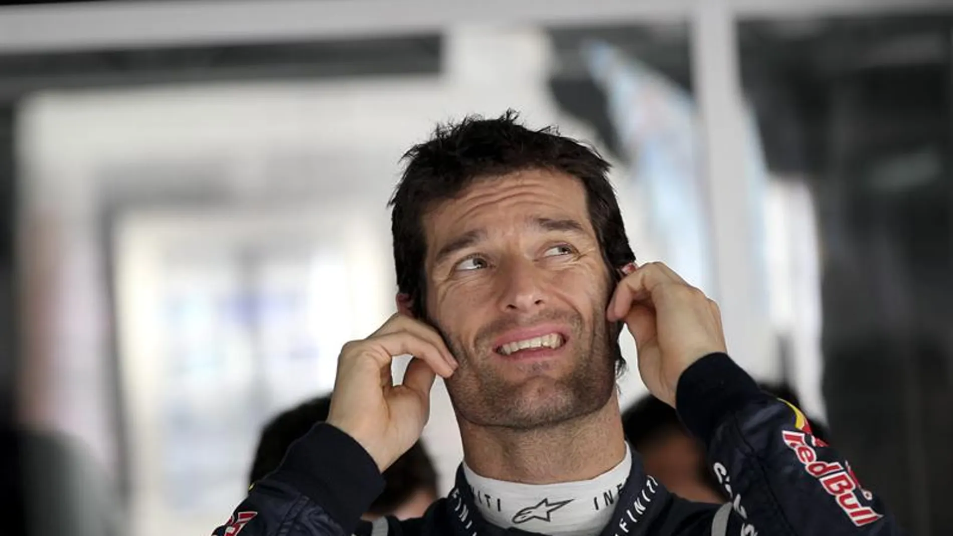 Webber en el box de Red Bull