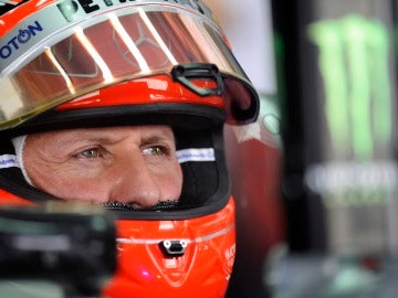 Michael Schumacher en el box