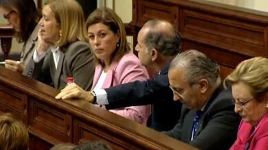 Sin despidos, pero con recortes de sueldos