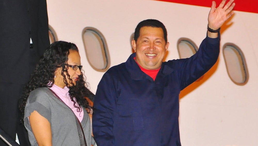 Hugo Chávez a su llegada a Venezuela