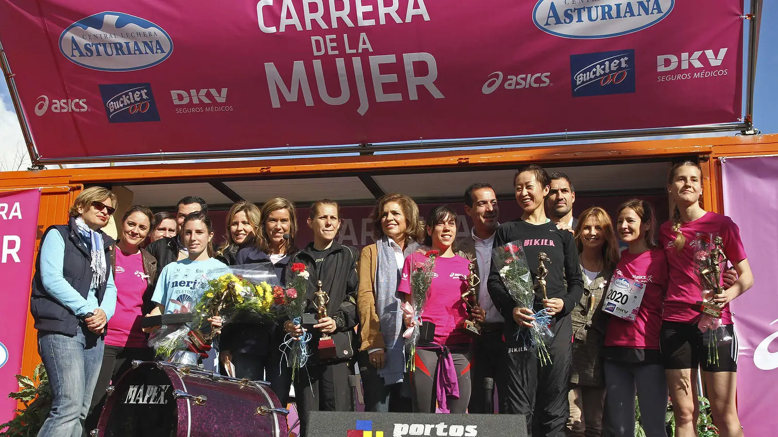 Récord de participantes y 50.000 euros contra el cáncer en la Carrera de la Mujer