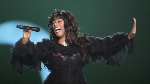 La cantante Donna Summer La cantante Donna Summer
