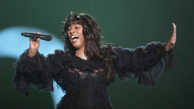 La cantante Donna Summer La cantante Donna Summer