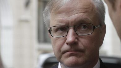 Bruselas avala que España retrase hasta 2016 la corrección del déficit hasta el 3%